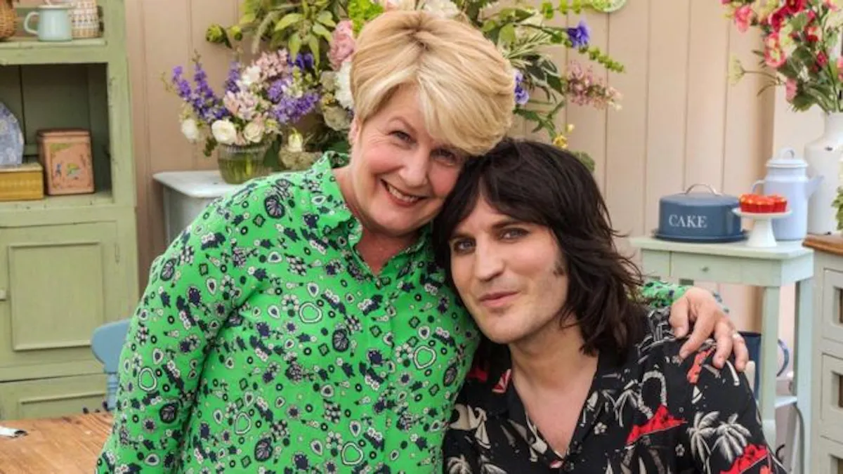 Sandi Toksvig quits Great British Bake Off