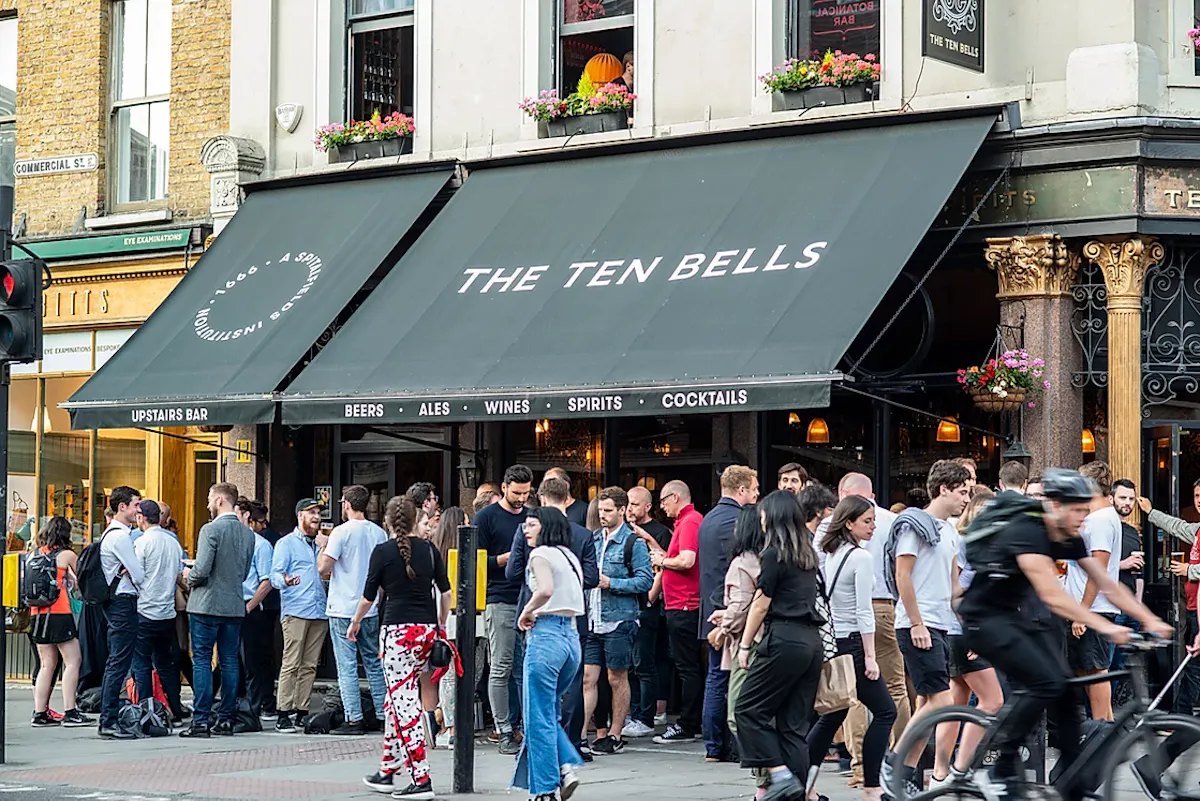 London punters "disgusted" at pub charging late night fee for orders