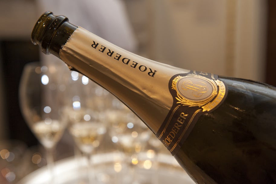 Prestigious champagne brand - logo design - champagne louis-philippe, Logo  design contest