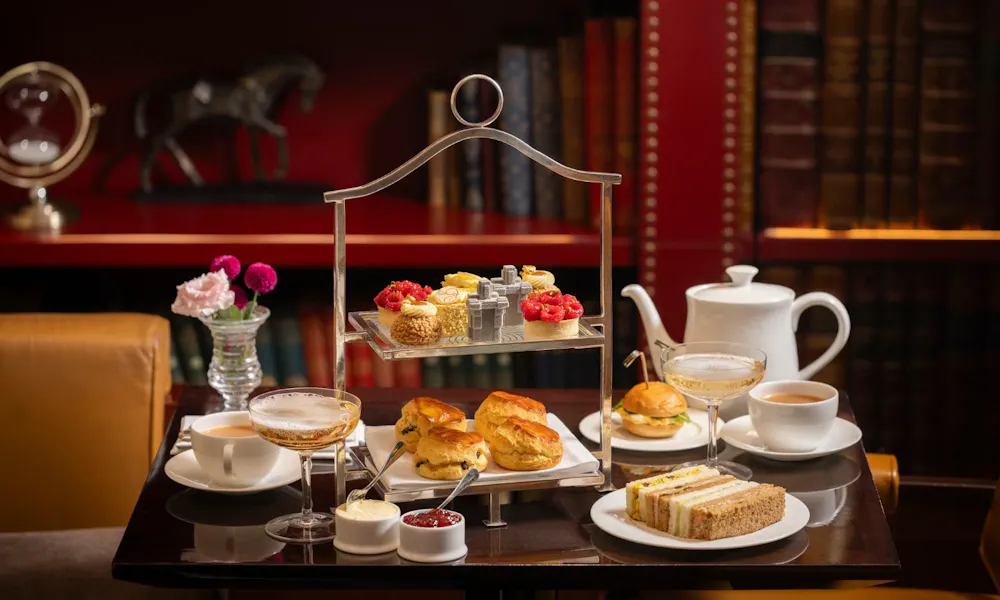 Afternoon tea in gatsby room