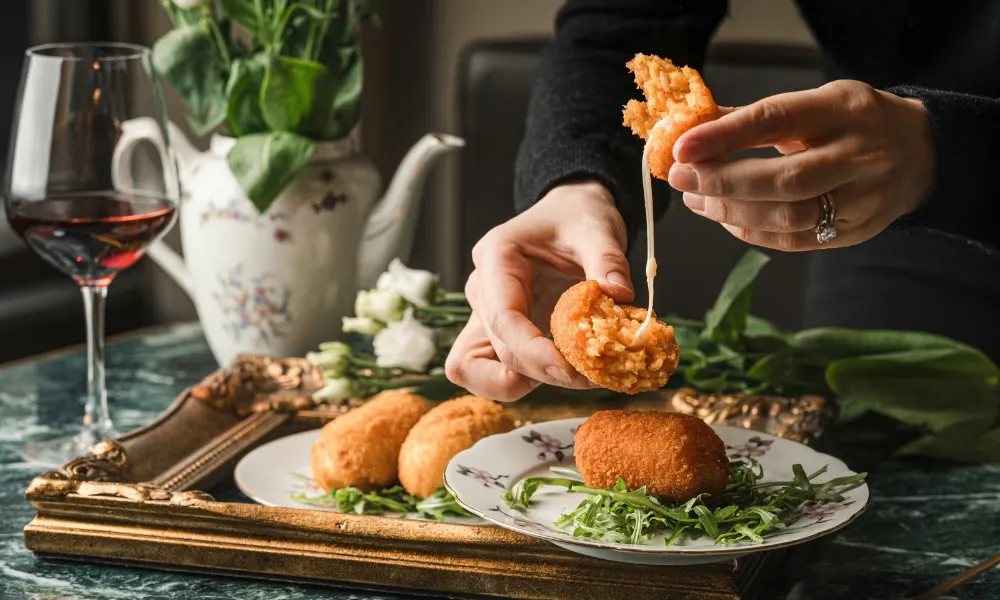 suppli on a tray at agrodolge