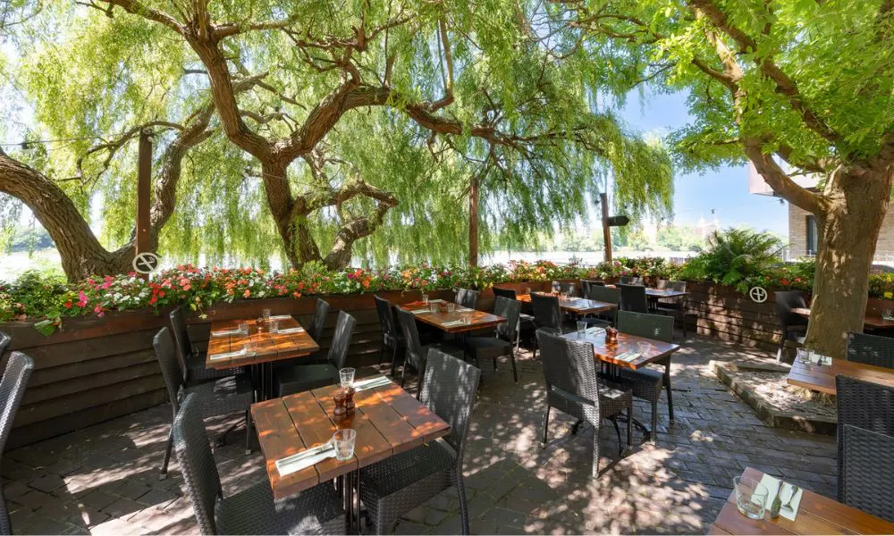 Outdoor beer garden at The Crabtree