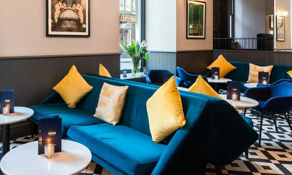 the interior dining room at Browns