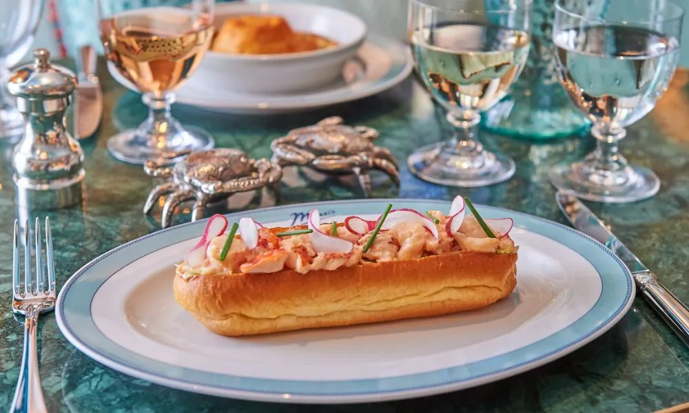 Lobster roll