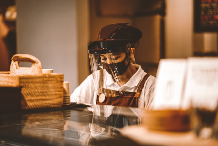 Restaurant staff will no longer be required to wear masks if restrictions relax as planned