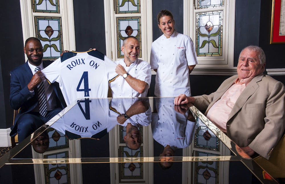 Spurs sign Roux family for new stadium opening in 2018