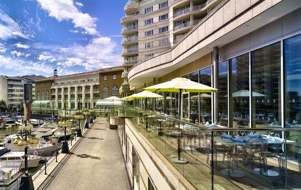 Chelsea Harbour Hotel - chelsea riverside brasserie terrace