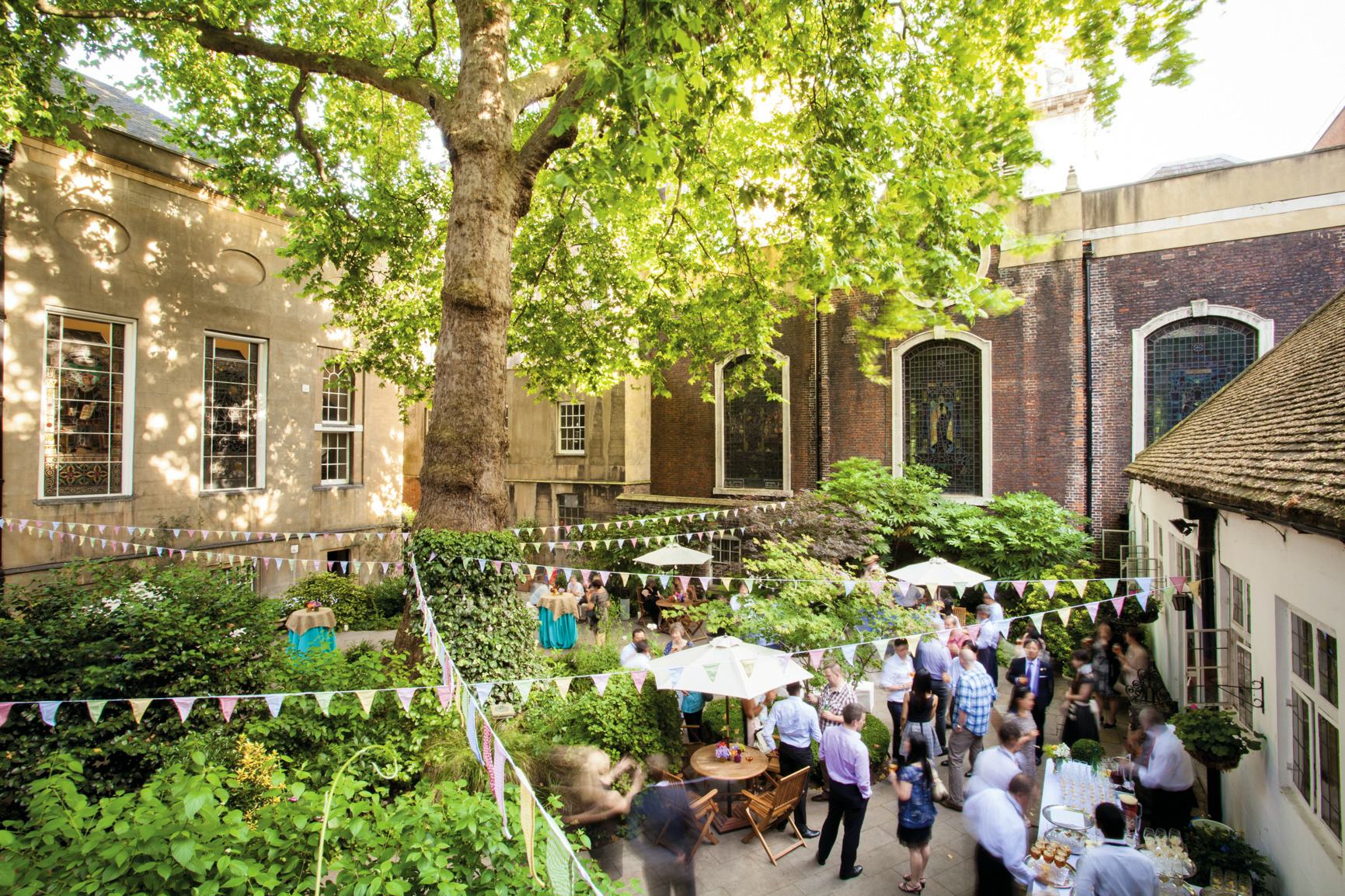 Stationers Hall - courtyard