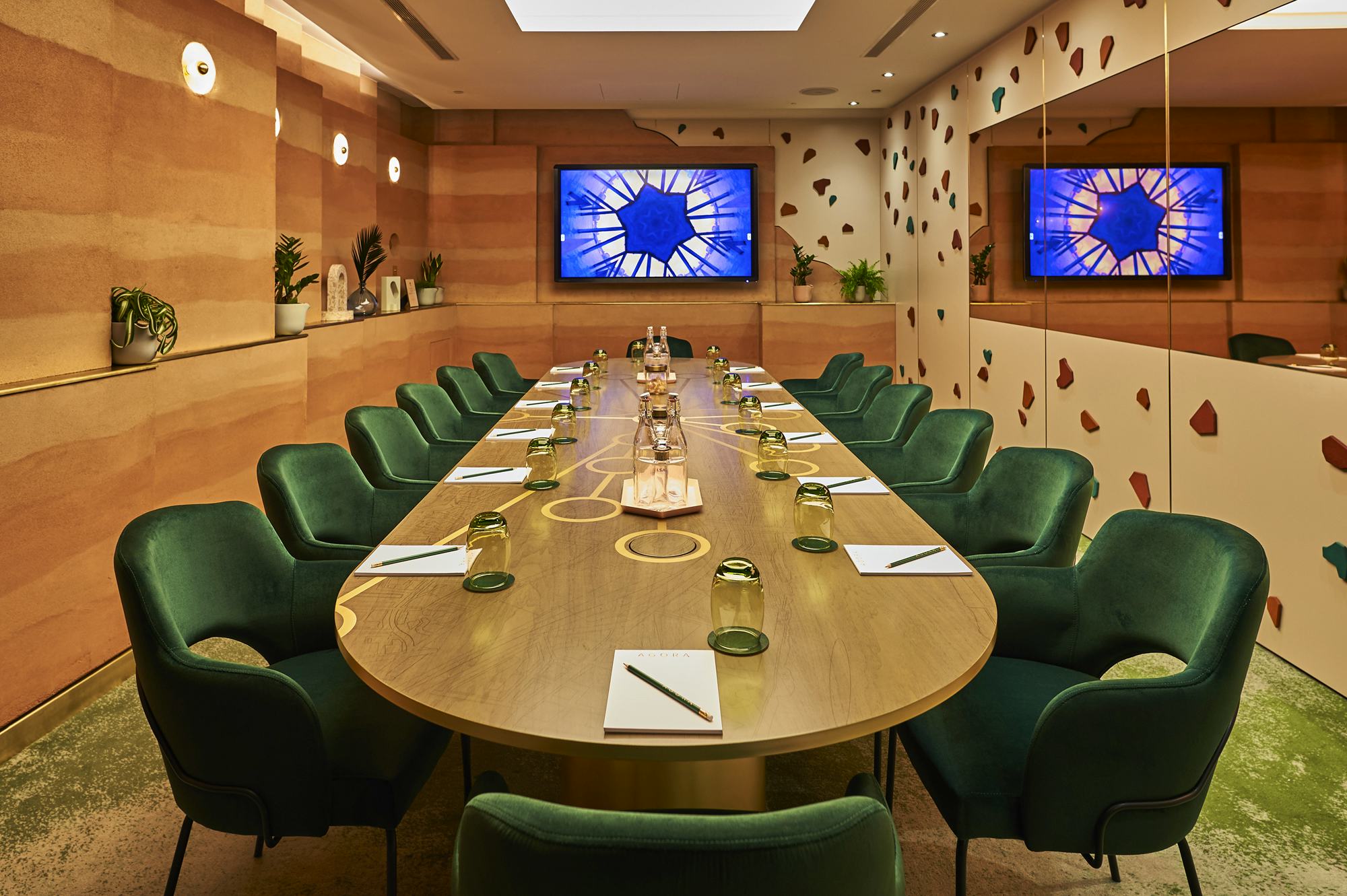 London Hilton Bankside agora meeting room bompas and parr productivity boosting design cool spaces