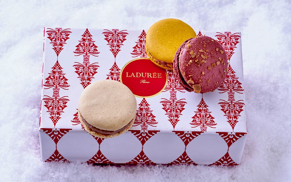 These personalised macarons will work a treat as Christmas presents for clients