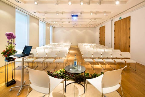 For your new year meeting: discount on room hire in Clerkenwell 