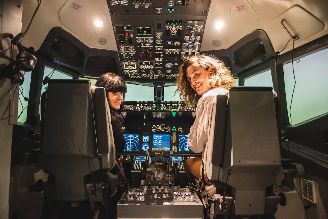 Fly a Boeing 737 in Putney – sort of