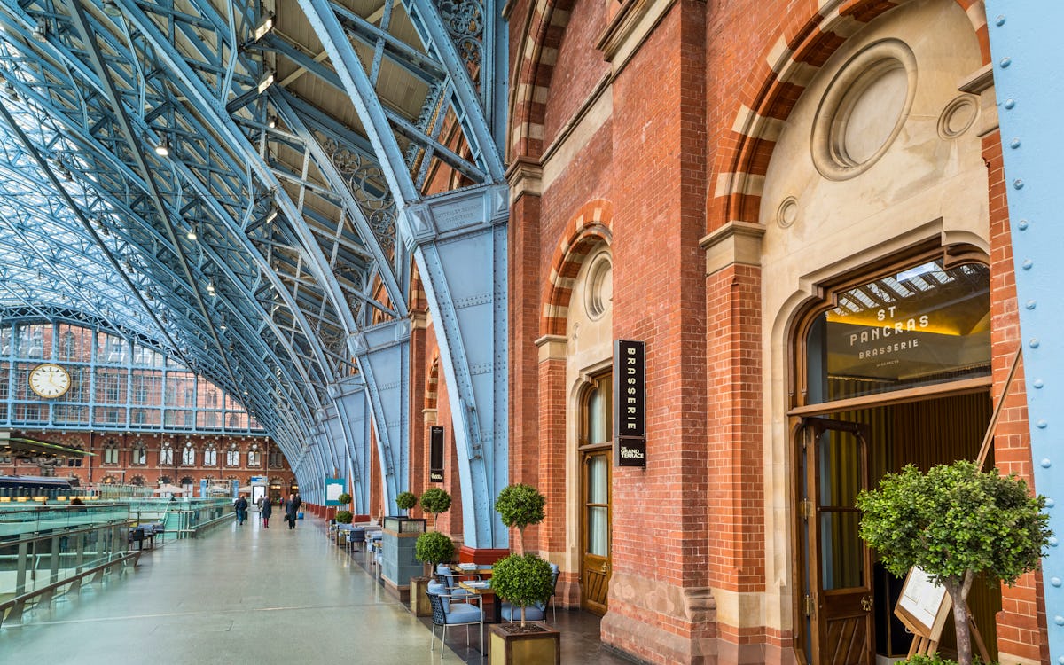 Searcys St Pancras is opening a champagne school