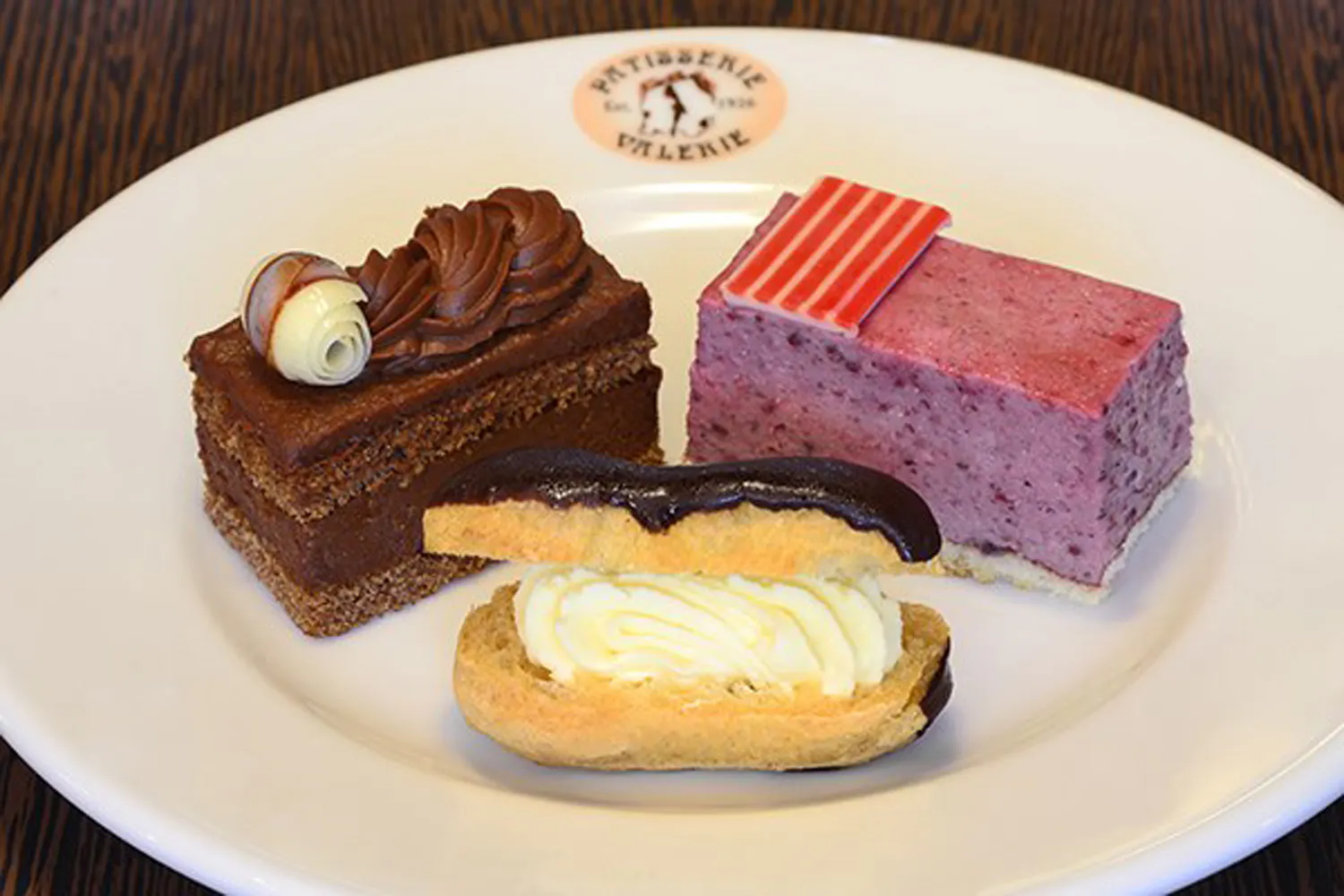 eclair cakes on plate