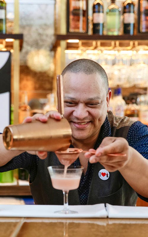 Tio Pepe Flavio Prospero bartender mixing