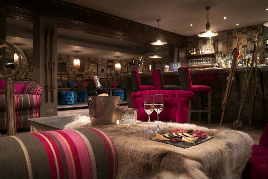 Great bars to drink Champagne in this Christmas
