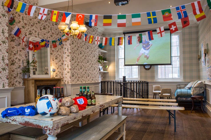 Big Fernand London restaurant football 2016