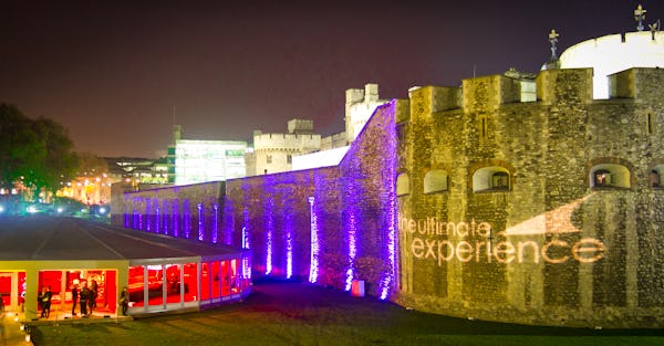 Tower of London Ultimate Experience Christmas Showcase - Tower of London moat and Pavilion 1111_Tower_of_London_Ultimate_Experience_Christmas_Showcase_3.jpg