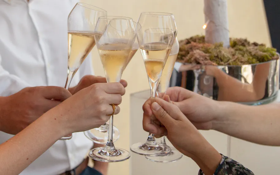 Christmas party drinks to suit everyone’s tastes