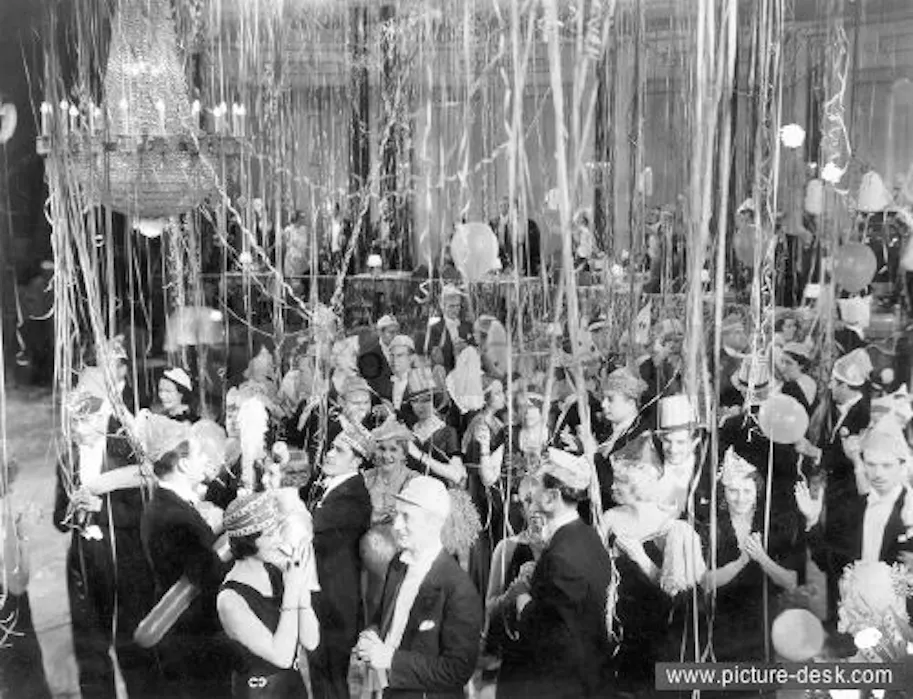25 Steps to Christmas Party Perfection