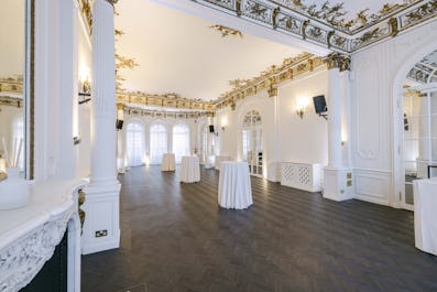 No. 4 Hamilton Place 