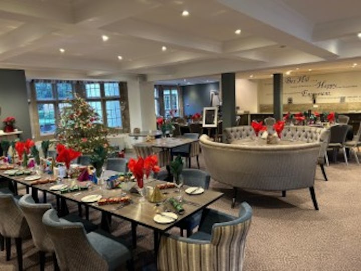 Sunday Box Hill Burford Bridge Hotel