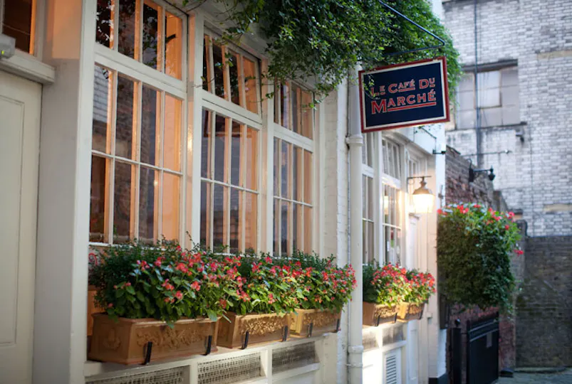 Christmas at Le Café du Marché