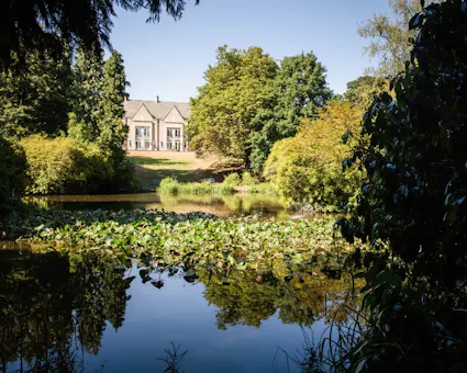 Kenwood Hall Hotel
