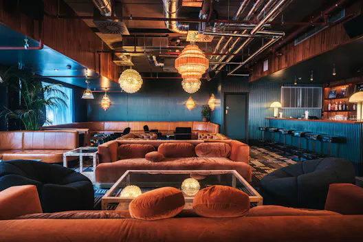 Private Lounge