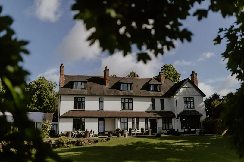Ashton Lodge Country House