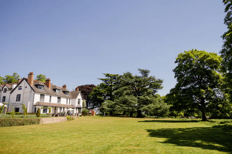 Ashton Lodge Country House