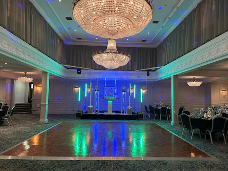 Regency Suite 