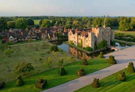 Christmas at Hever Castle & Gardens