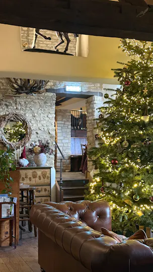 The Feathered Nest Inn