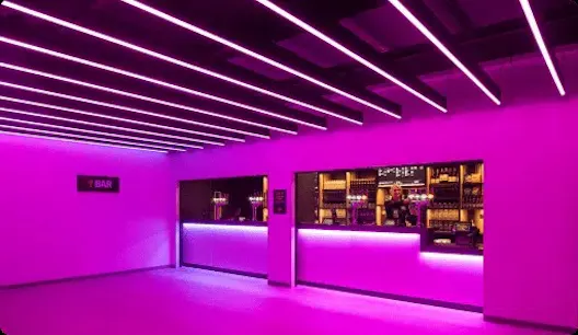  Tunnel Bar & Dance Booths