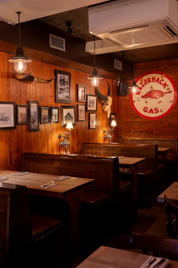 Red Dog Saloon Hoxton 