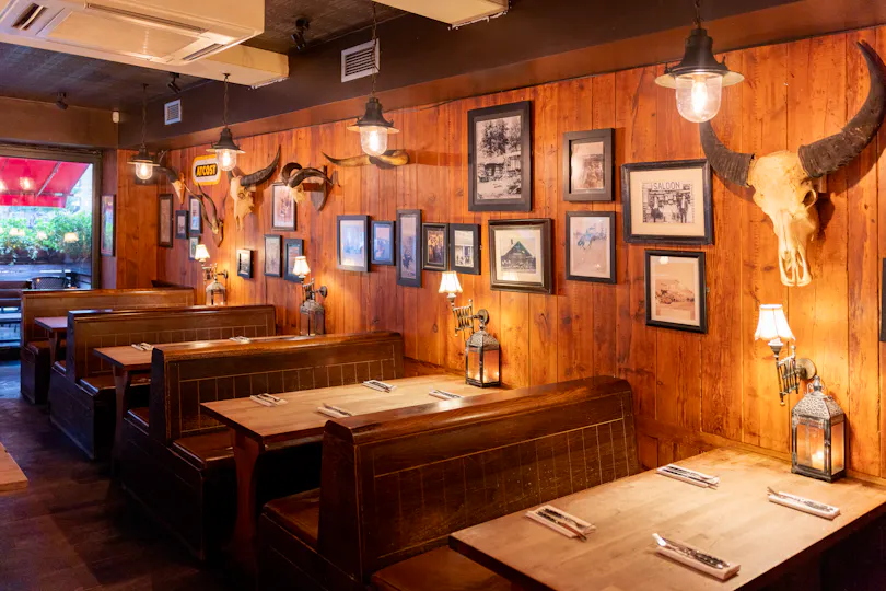 Red Dog Saloon Hoxton 