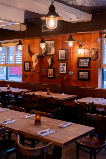 Red Dog Saloon Hoxton 
