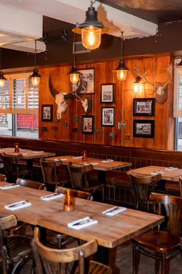 Red Dog Saloon Hoxton 