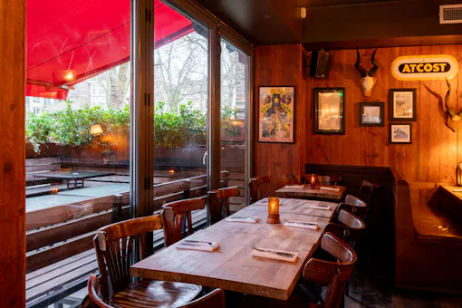 Red Dog Saloon Hoxton 
