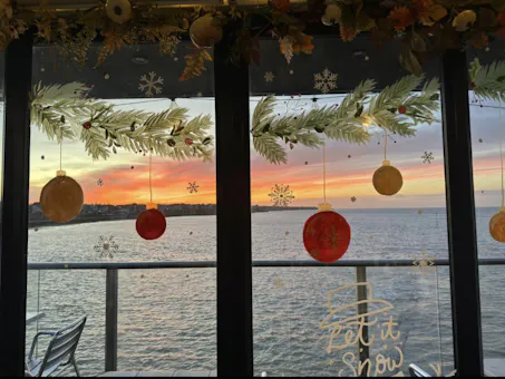 Finbar's of West Bay