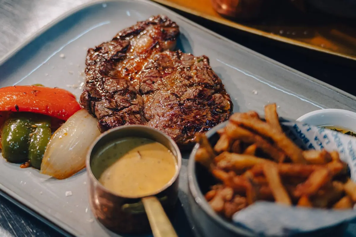 7 Grills Mediterranean Steak House