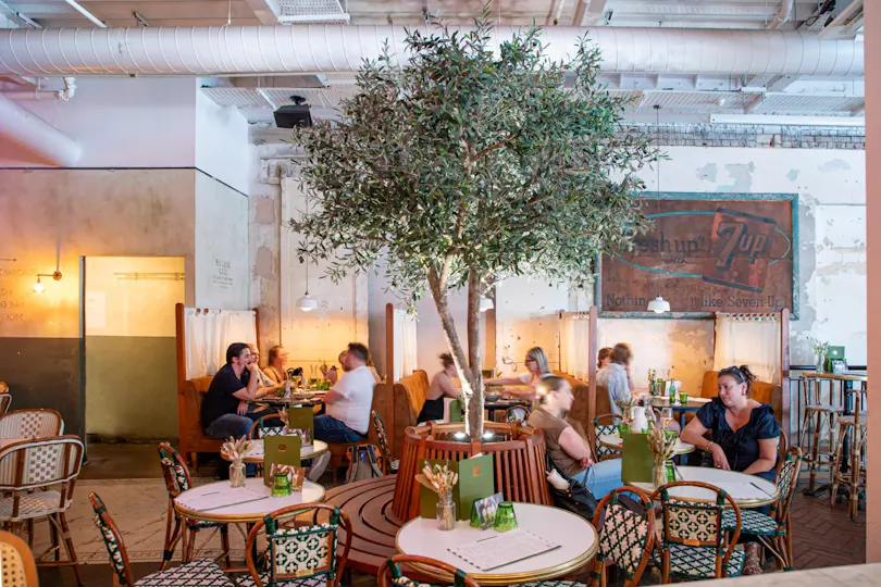 Botanica Hall