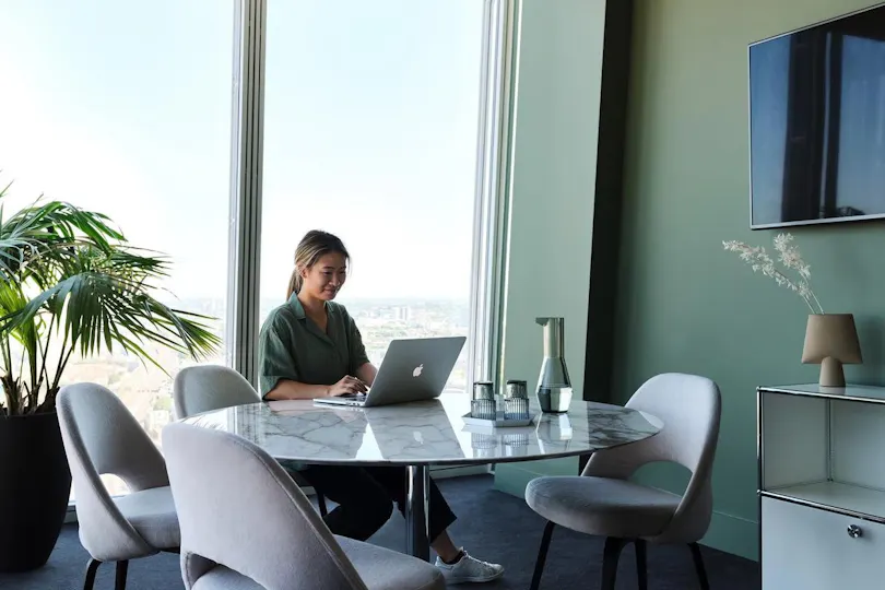 The Lounge at 24/25 The Shard