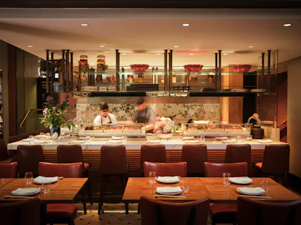 Dinings SW3 