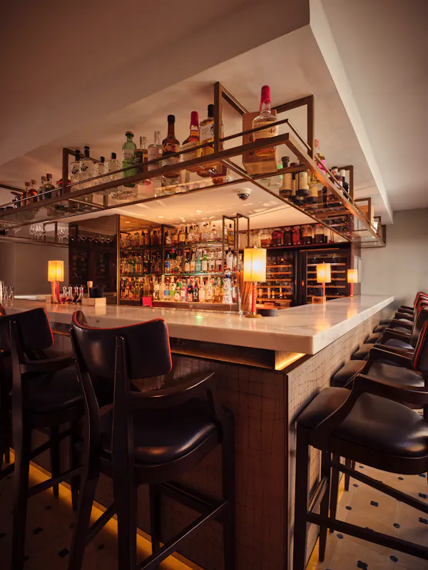 Dinings SW3 