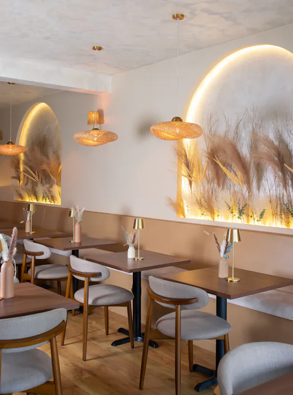 Dhöm Bistro