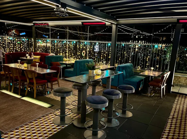 The Solo Kitchen & Bar