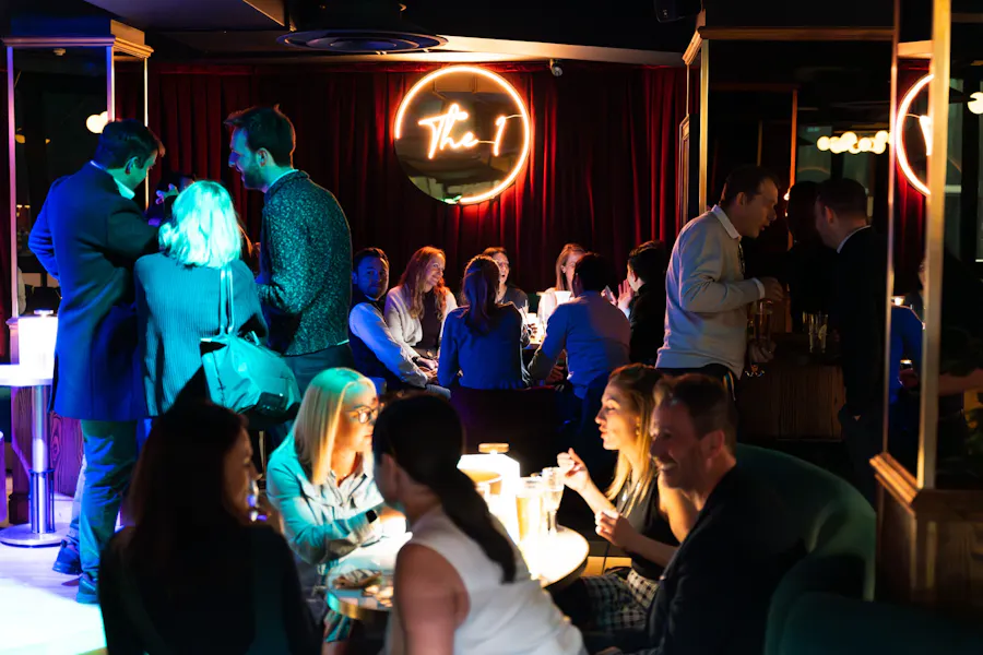 The 1 Bar 