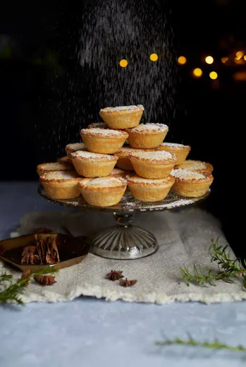 Christmas at The British Queen